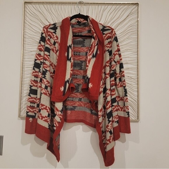 B Sharp Assymetrical Waterfall Drape Front Aztec Print Mohair Blend Cardigan - Picture 4 of 13
